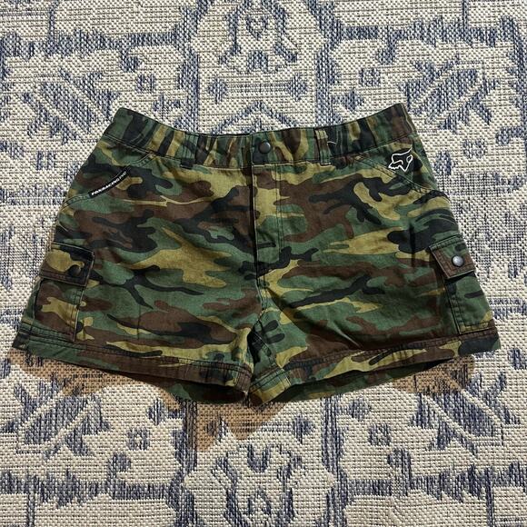VTG Y2K Fox Racing Camo Shorts Womens Grunge Affliction Style SZ 9 - Picture 1 of 6
